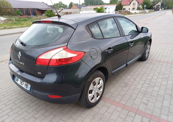 Renault Megane cena 8900 przebieg: 178123, rok produkcji 2010 z Strzelin małe 56